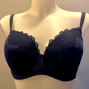 Victorias Secret  Dream Angels 
34DDD